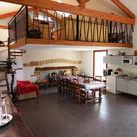 Maison D'Hotes Des 2 Chenes Bessenay Exteriör bild